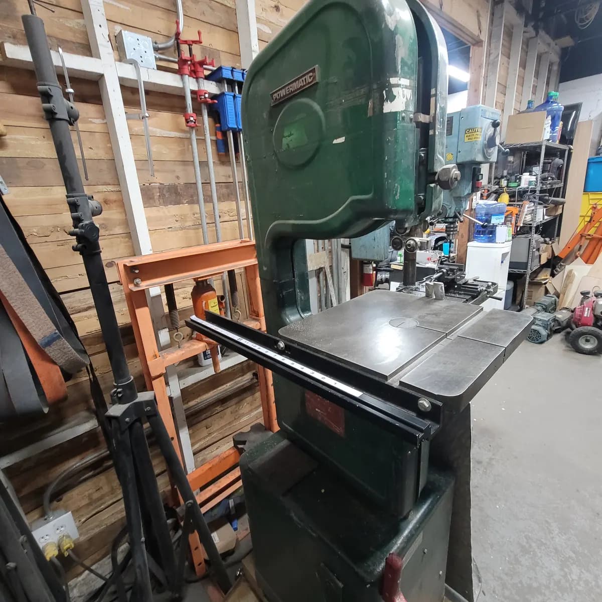 Powermatic Powermatic Bandsaw en Tarrant County Makerspace