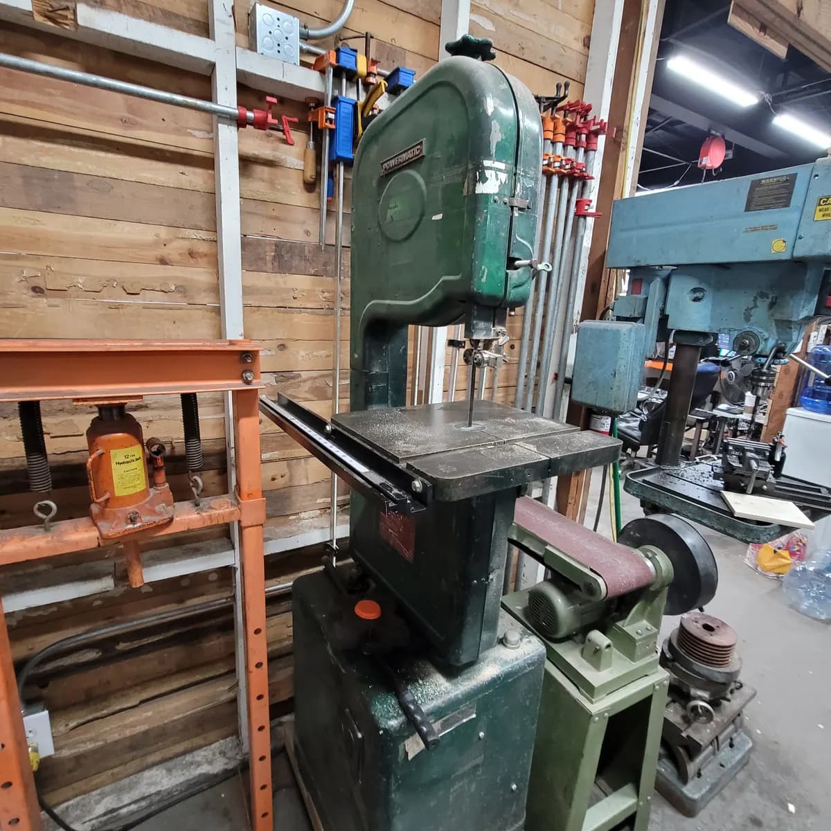 Shop Equipment Belt & Disc Sander en Tarrant County Makerspace