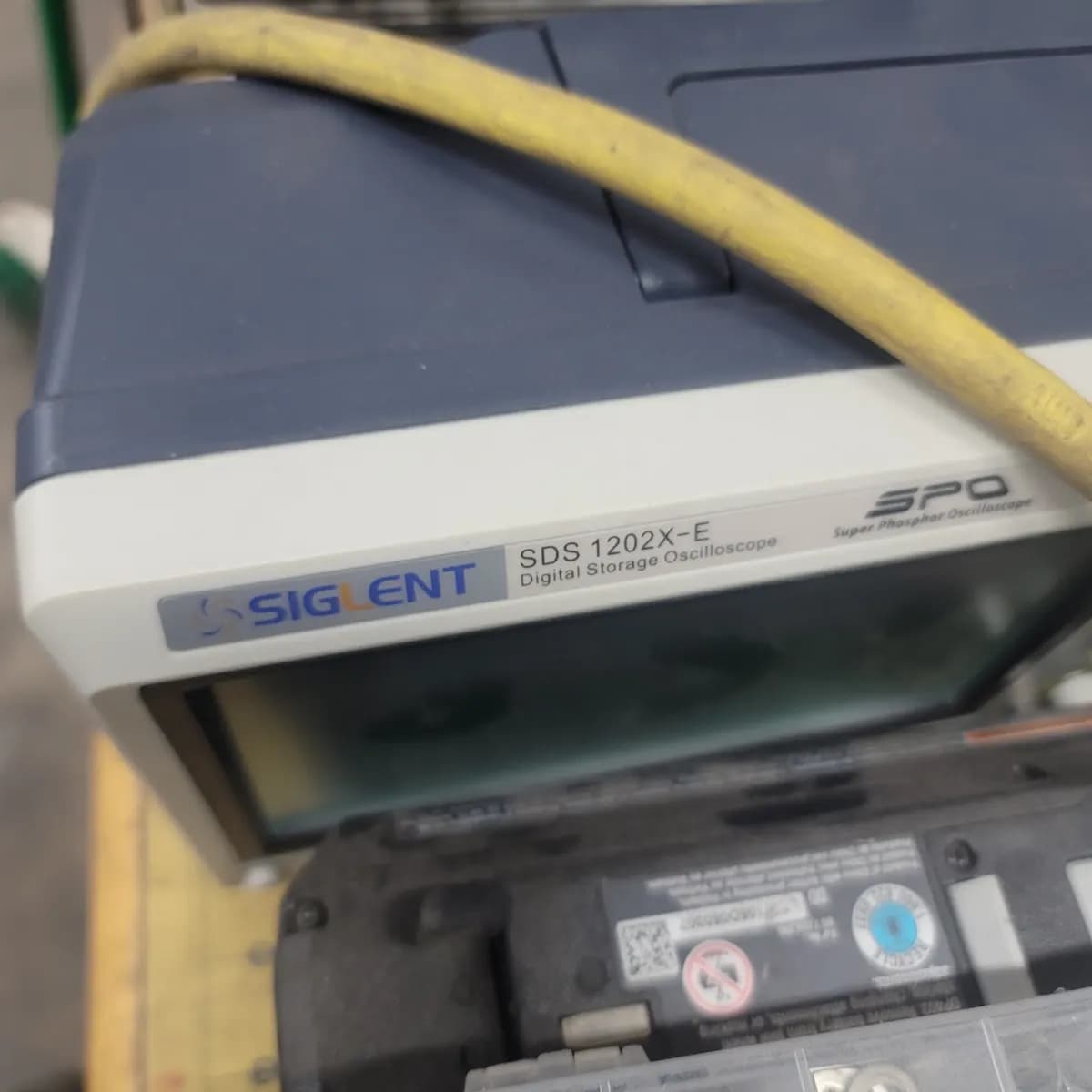 Siglent SDS 1202X-E Digital Oscilloscope en Tarrant County Makerspace